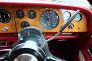 Image 43/48 of Bentley T 1 (1967)