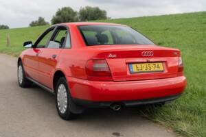 Image 8/8 de Audi A4 1.6 (1995)