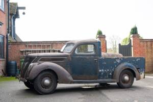 Image 11/134 of Ford V8 (1937)