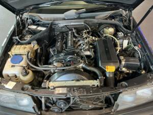 Bild 17/21 von Mercedes-Benz 190 E 2.3-16V (1985)