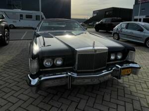 Obraz 3/8 pojazdu Lincoln Continental Mark IV (1975)