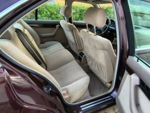 Bild 20/32 von BMW 520i (1994)