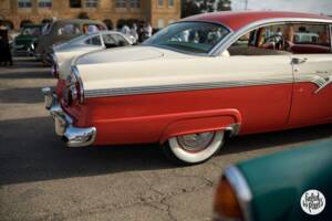 Immagine 7/17 di Ford Fairlane 500 Club Victoria (1956)