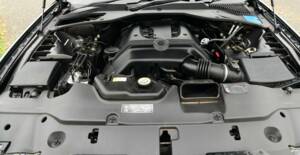 Image 33/50 of Jaguar XJ 8 4.2 (2008)