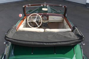 Image 36/38 de Mercedes-Benz 220 Cabriolet A (1955)
