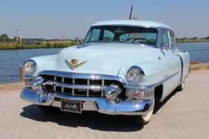 Image 7/43 of Cadillac 62 Sedan (1953)