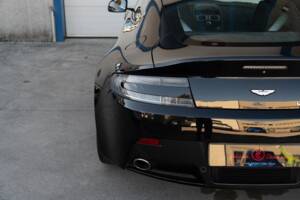 Image 23/83 de Aston Martin V12 Vantage (2009)