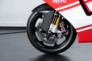 Image 21/50 of Ducati DUMMY (2007)