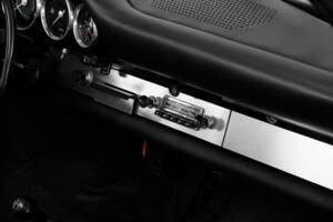 Bild 28/43 von Porsche 911 2.0 T (1967)