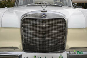 Image 46/47 of Mercedes-Benz 190 c (1963)