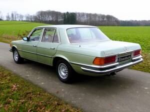Mercedes-Benz 350 SE Limousine (W 116) silberdistel metallic 1977