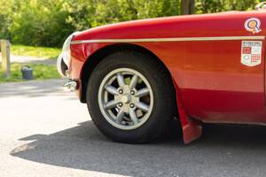 Image 19/50 of MG MGB GT (1970)