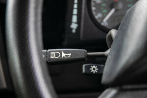Image 37/50 de Land Rover Defender 90 Td5 (2003)