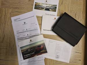Imagen 15/21 de Porsche 911 GT3 Touring (2018)