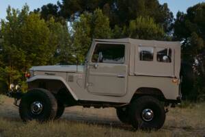 Imagen 4/25 de Toyota Land Cruiser FJ 40 (1973)