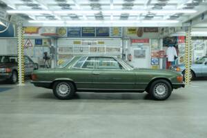 Image 14/50 de Mercedes-Benz 350 SLC (1973)