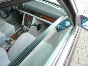 Image 21/22 of Mercedes-Benz 500 SEL Guard (1991)