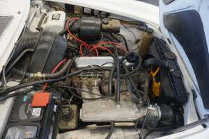 Image 19/33 of Volvo 1800 ES (1972)