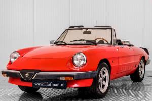 Image 21/50 of Alfa Romeo 1.6 Spider (1985)