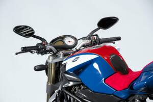 Image 8/50 de MV Agusta DUMMY (2004)
