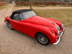 Image 21/77 de Jaguar XK 150 3.4 S OTS (1958)