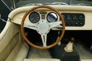 Bild 11/30 von Morgan Plus 8 Inj. (1987)