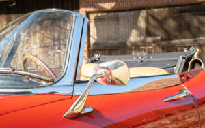 Image 22/54 of Jaguar Type E 4.2 (1965)
