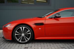 Bild 9/50 von Aston Martin V12 Zagato (2012)