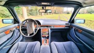 Image 10/18 de Mercedes-Benz 420 SEL (1987)