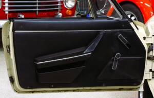 Image 13/25 of Alfa Romeo 2000 Spider Veloce (1982)
