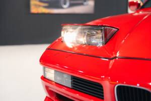 Image 15/33 of BMW 850i (1991)