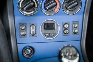 Bild 28/50 von BMW Z3 1.9i (2000)