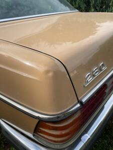 Bild 29/52 von Mercedes-Benz 280 (1976)