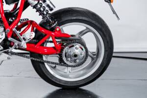 Image 37/46 of Ducati DUMMY (2002)