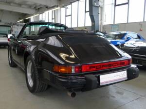 Bild 29/33 von Porsche 911 Carrera 3.2 (1985)