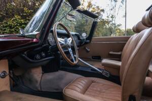 Bild 24/31 von Jaguar E-Type V12 (1974)