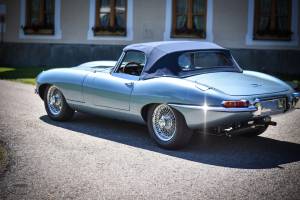 Carosseria_Classica_de_Jaguar_E-Type_1963_Serie1Roadster_3