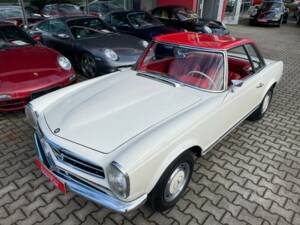 Image 2/16 de Mercedes-Benz 250 SL (1967)