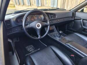 Image 14/24 of Porsche 944 Turbo (1991)