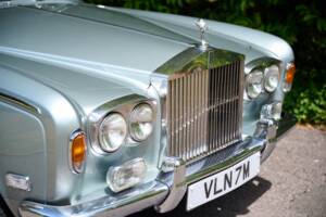 Image 3/46 of Rolls-Royce Silver Shadow I (1974)