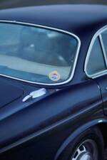 Image 15/26 de Jaguar XJ 6 L 4.2 (1976)