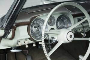 Bild 27/50 von BMW 503 (1959)