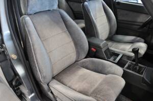 Image 24/34 de Alfa Romeo 75 2.0 Twin Spark (1987)