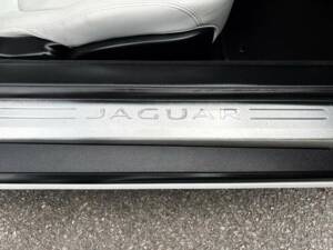 Image 50/50 of Jaguar F-Type (2014)