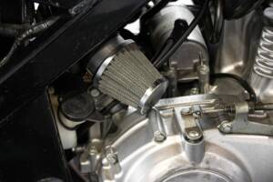 Image 38/48 of Honda CB 500E (1999)