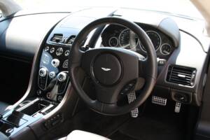 Image 14/24 de Aston Martin V12 Vantage S (2015)