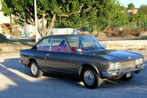 Image 11/23 of FIAT 124 Sport Coupe (1973)