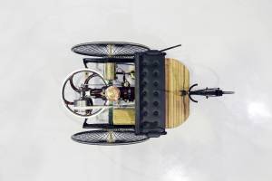 Image 5/50 of Benz Patent-Motorcar Number 1 Replica (1886)