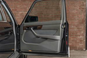 Image 35/50 of Mercedes-Benz 500 SEL (1988)