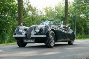 Image 31/50 of Jaguar XK 120 DHC (1953)